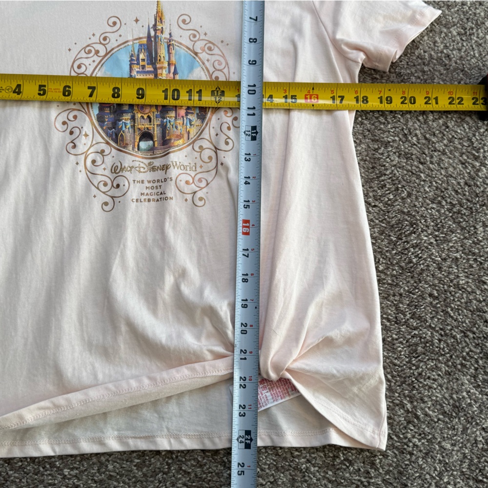 NWT Walt Disney World 50th Anniversary Cinderella Castle T-Shirt Small - Picture 6 of 7